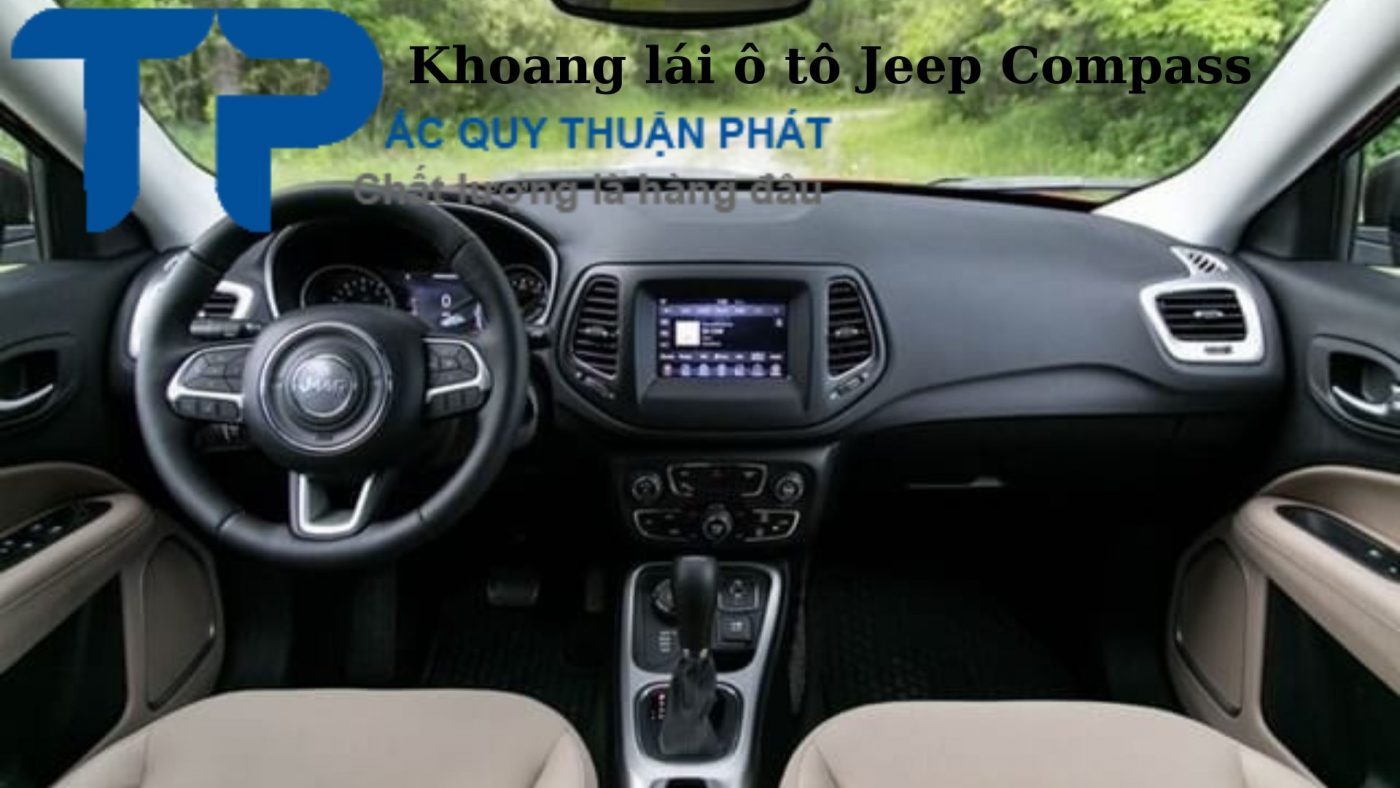 Khoang lái ô tô Jeep Compass