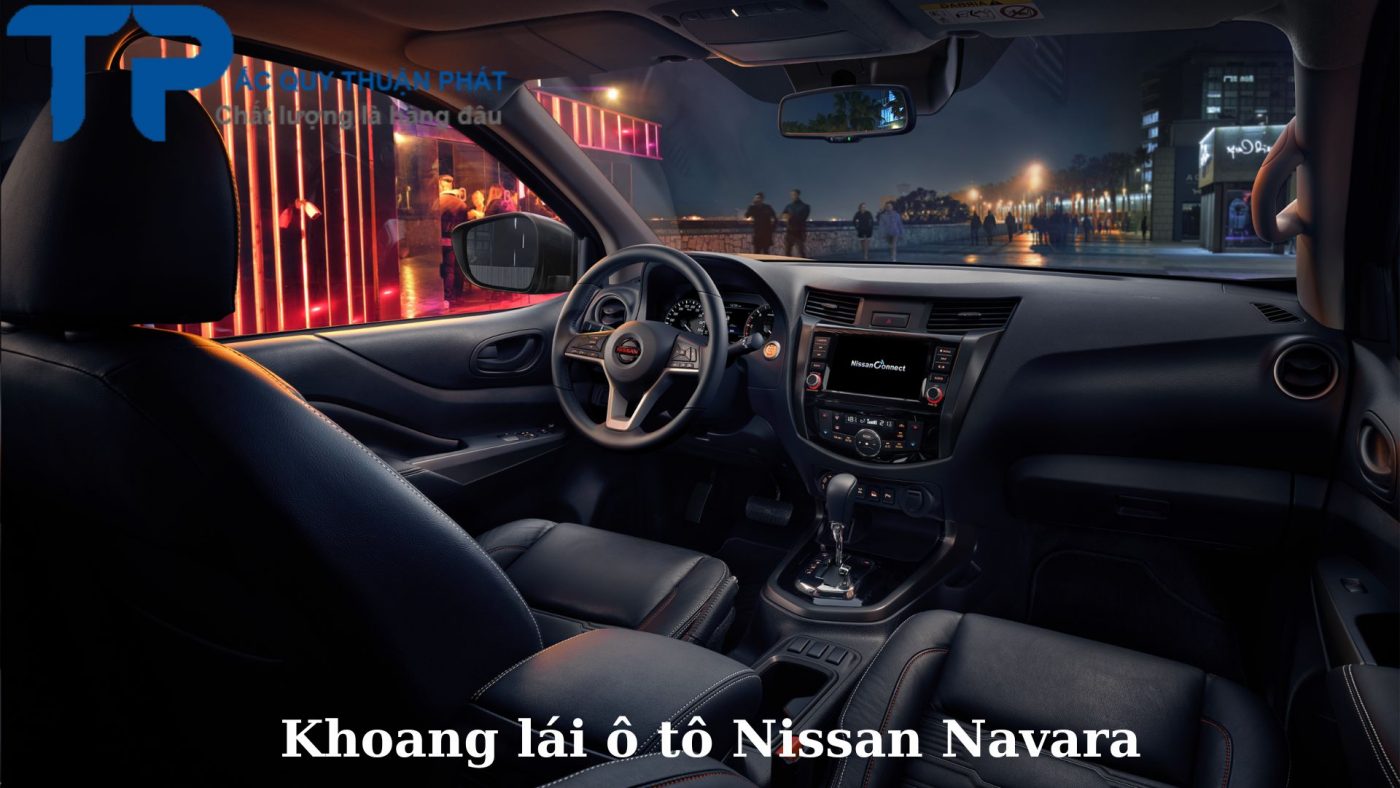 Khoang lái ô tô Nissan Navara