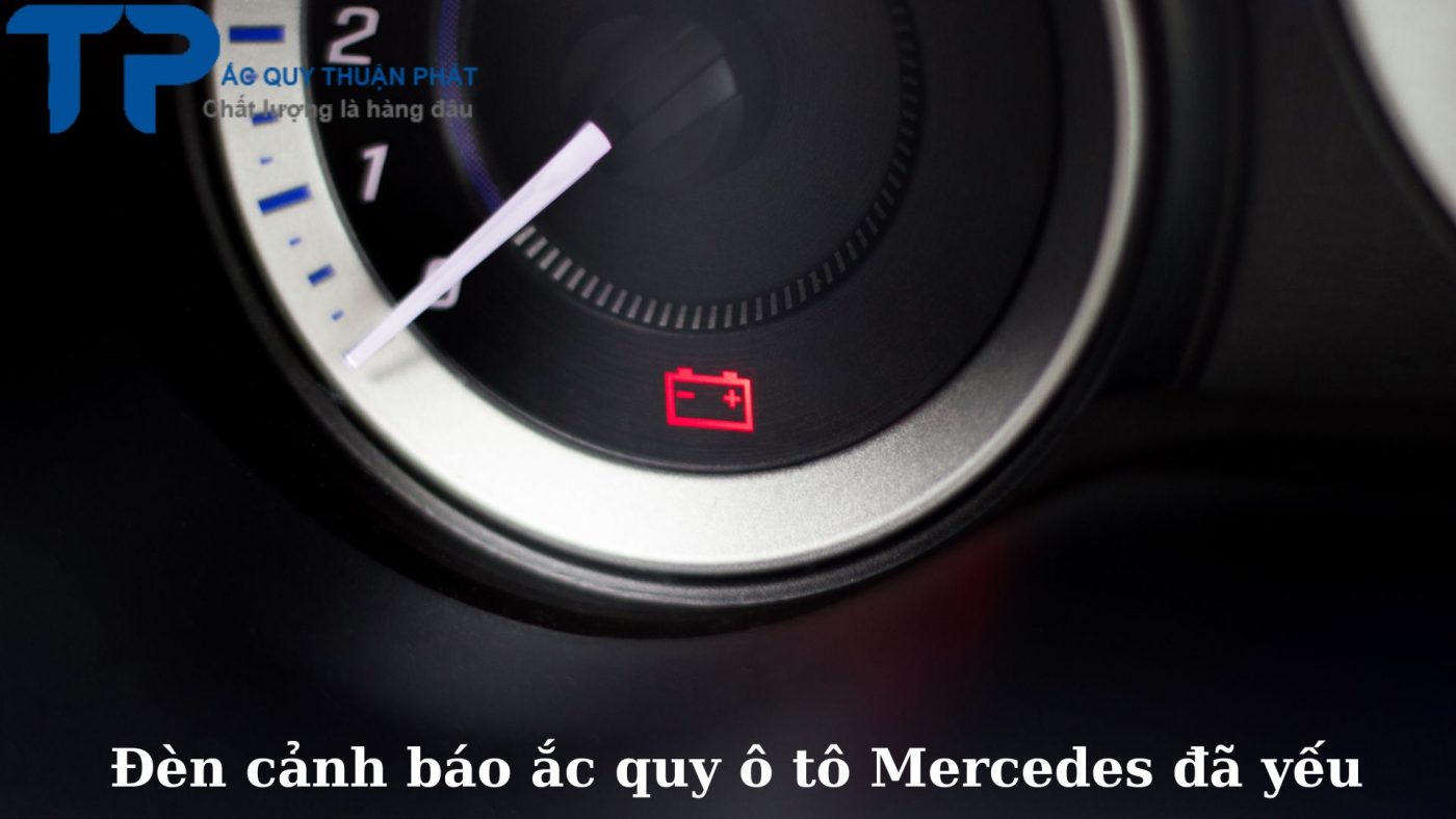 Đèn cảnh báo ắc quy ô tô Mercedes đã yếu