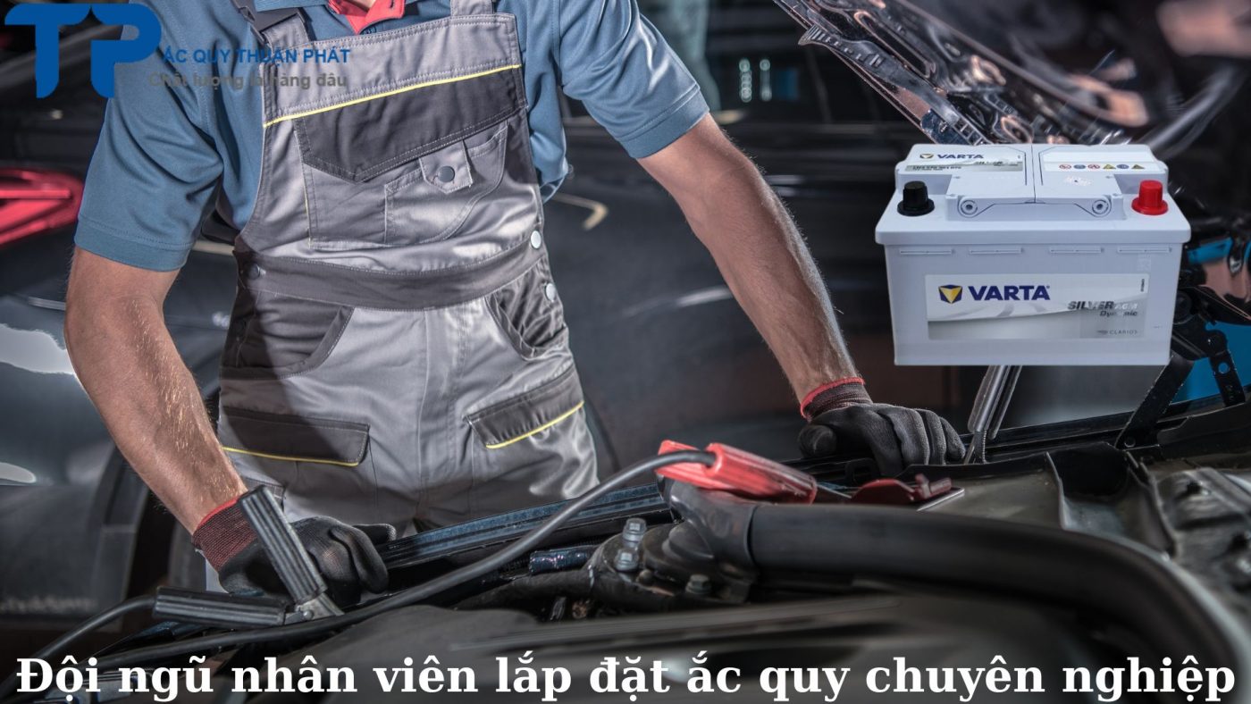 Đội ngũ nhân viên lắp đặt ắc quy chuyên nghiệp