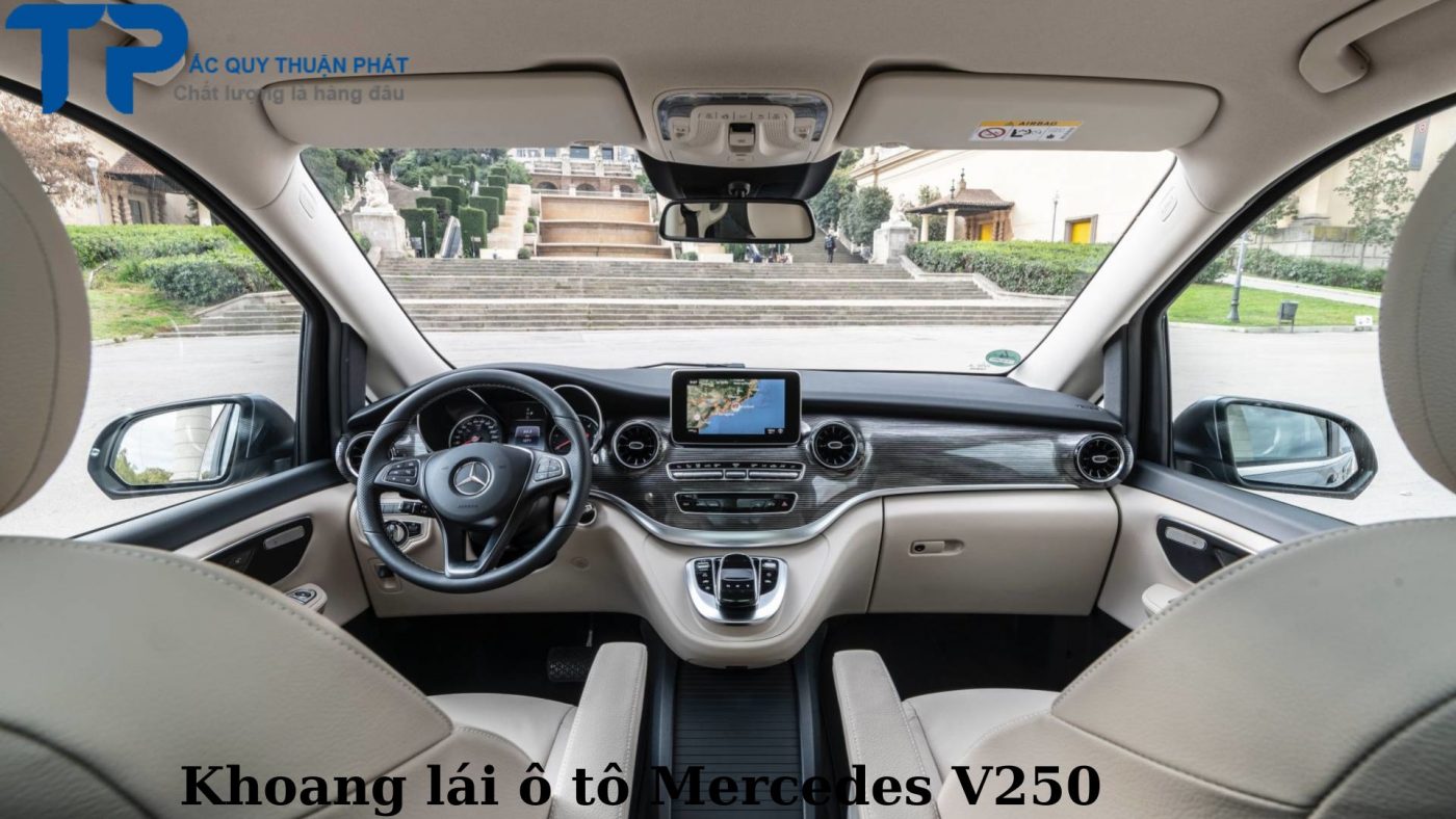 Khoang lái ô tô Mercedes V250 AMG