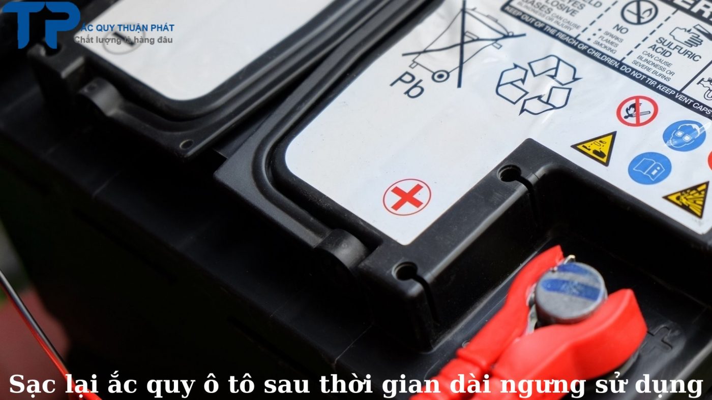 Sạc lại ắc quy sau thời gian dài không sử dụng