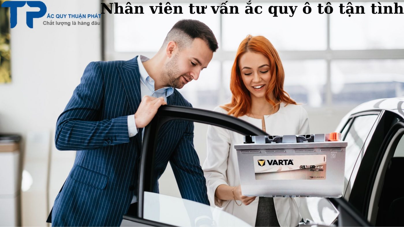 Nhân viên tư vấn ắc quy ô tô tận tình