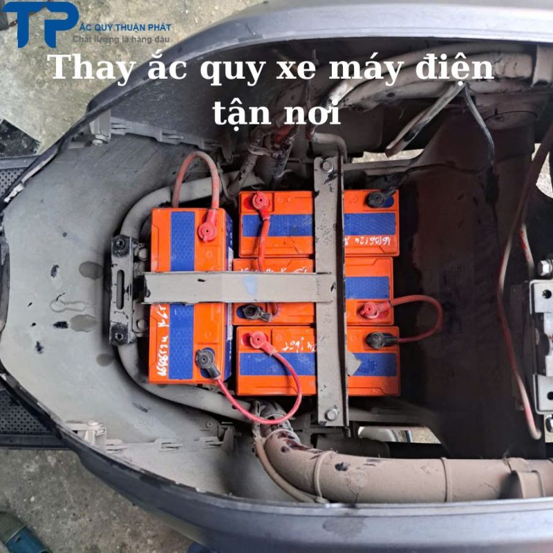 Thay ắc quy xe máy điện tận nơi