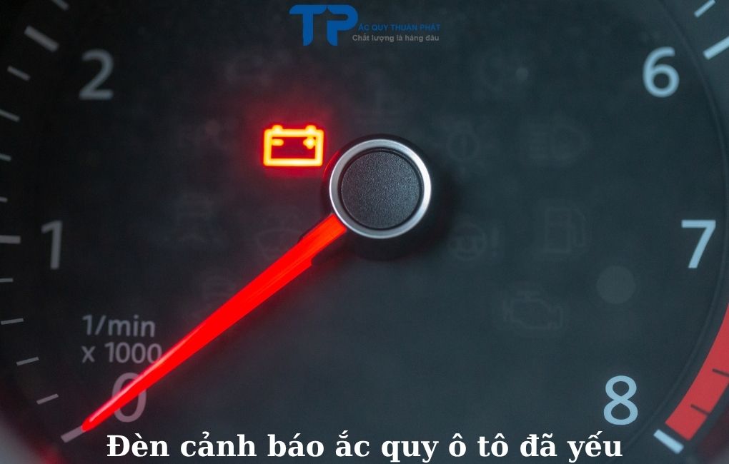 Đèn cảnh báo ắc quy ô tô đã yếu