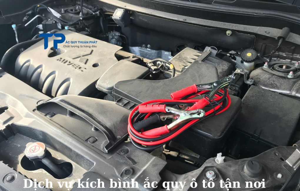 Dịch vụ kích bình ắc quy ô tô tận nơi