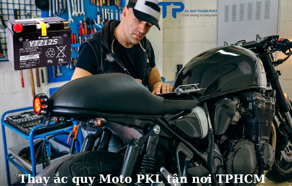 Thay ắc quy Moto PKL tận nơi TPHCM