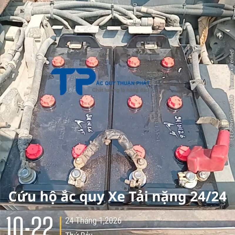 Cứu hộ ắc quy Xe Tải nặng 24/24