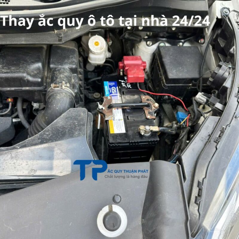 Thay ắc quy ô tô tại nhà 24/24