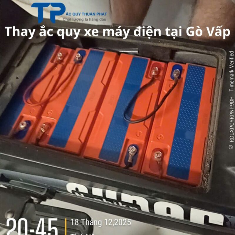 Thay ắc quy xe máy điện tại Gò Vấp